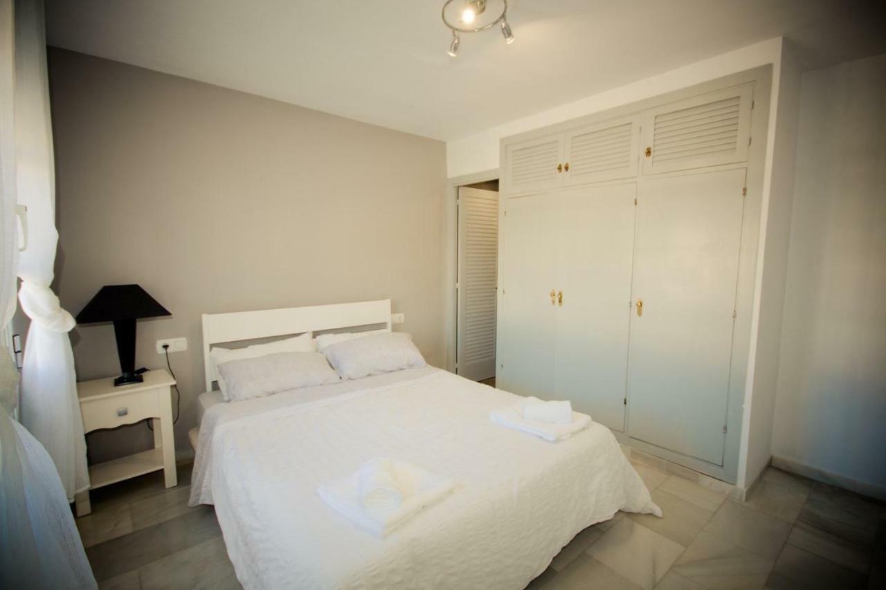 Puerto De La Duquesa Beach Apartment Castillo de Sabinillas Zewnętrze zdjęcie