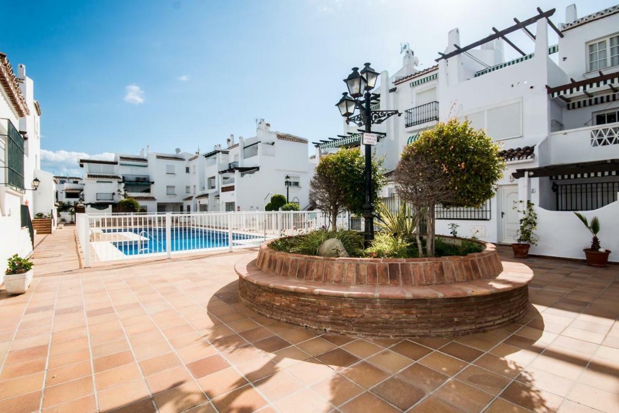 Puerto De La Duquesa Beach Apartment Castillo de Sabinillas Zewnętrze zdjęcie