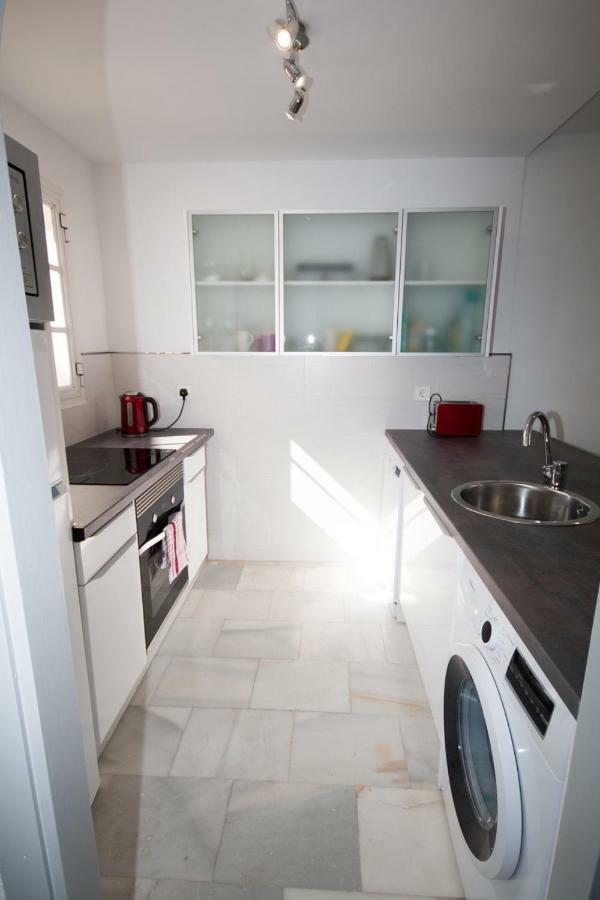 Puerto De La Duquesa Beach Apartment Castillo de Sabinillas Zewnętrze zdjęcie